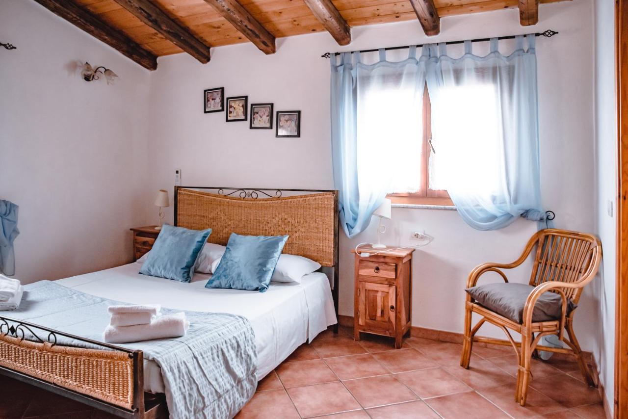 Sa Ruscitta Bed & Breakfast SantʼAntìoco Dış mekan fotoğraf