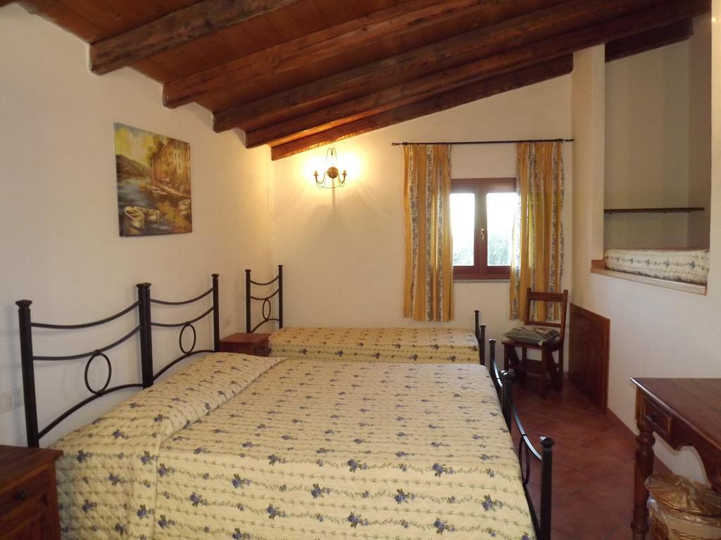 Sa Ruscitta Bed & Breakfast SantʼAntìoco Dış mekan fotoğraf